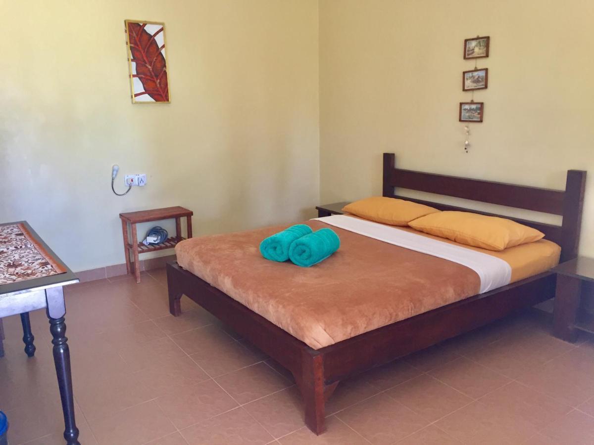 Soluna Guest House Пантай Ченанг Екстериор снимка