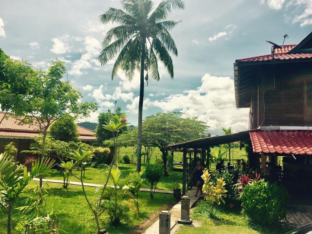 Soluna Guest House Пантай Ченанг Екстериор снимка