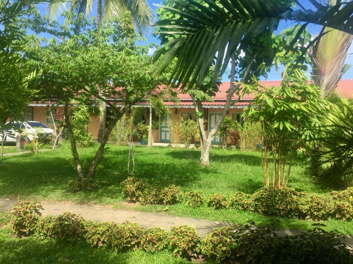 Soluna Guest House Пантай Ченанг Екстериор снимка